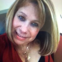 Martha Elliott Photo 19