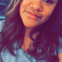 Jennifer Lozada Photo 14