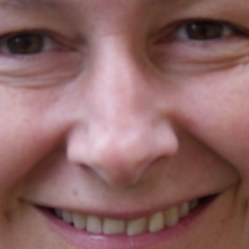 Catherine Schneider Photo 15