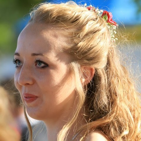 Daisy Brown Photo 17
