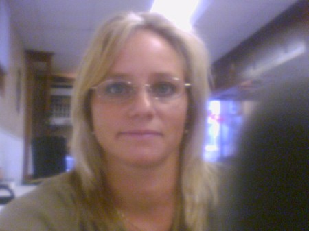 Renee Perry Photo 12