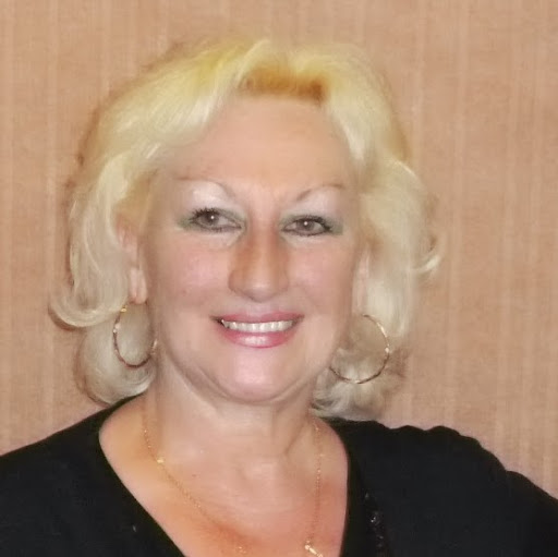 Irene Martin Photo 19