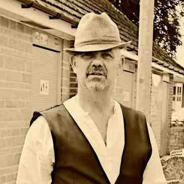 Alan Dexter Photo 19