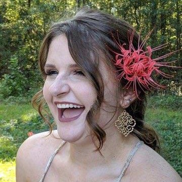 Victoria Robert Photo 15