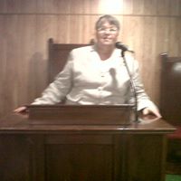 Roberta Locklear Photo 3