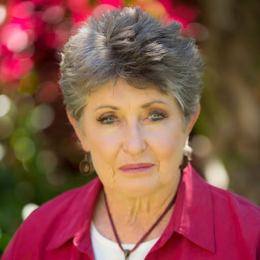 Robyn Walker Photo 17