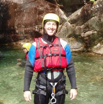 Nick Knowles Photo 14
