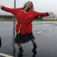 Robyn Lambert Photo 14