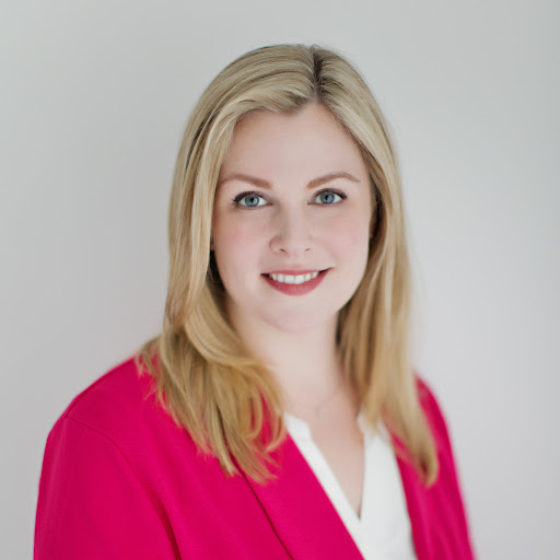 Jennifer Walker Photo 40