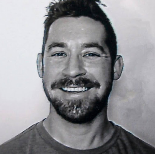 Justin Hauser Photo 13