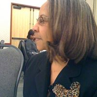 Julia Patterson Photo 30