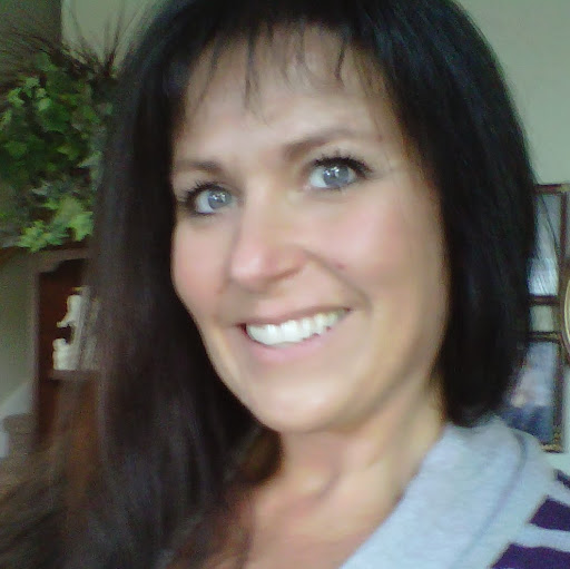 Carrie Rasmussen Photo 7