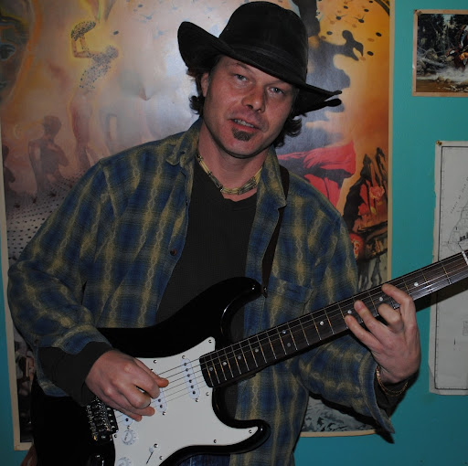 Lloyd Erickson Photo 16