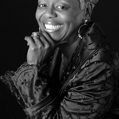 Yolanda Hill Photo 24