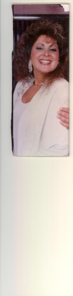 Suzanne Wynn Photo 2