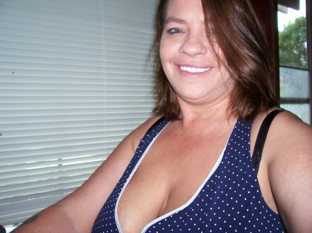 Angela Miller Photo 35
