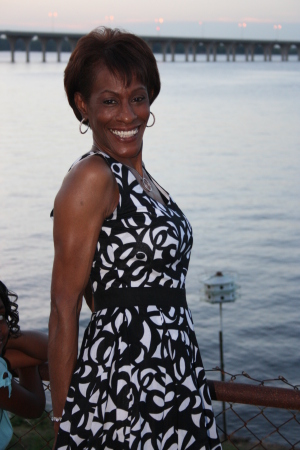 Arlene Willis Photo 8
