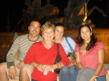 Luz Jimenez Photo 28
