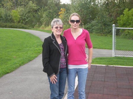 Deborah Gross Photo 22