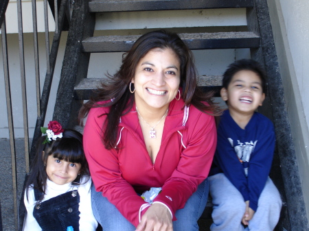 Stephanie Pena Photo 15