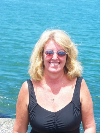 Constance Robbins Photo 6