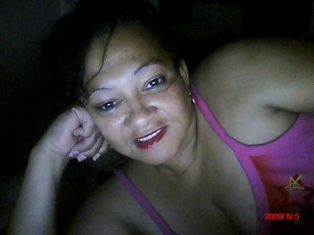 Renee Singleton Photo 31