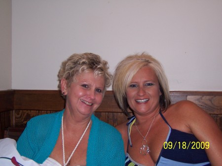 Janice Hensley Photo 17