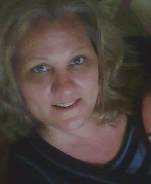 Julie Rizor Photo 2