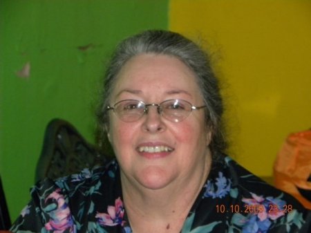 Sarah Davis Photo 36
