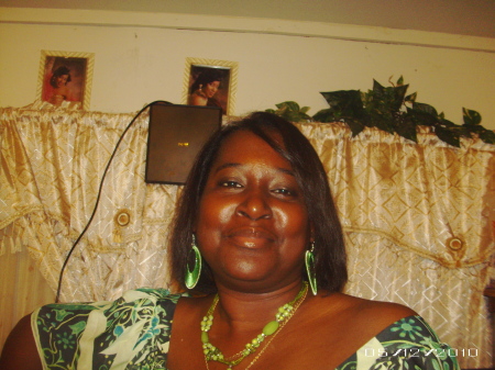Carla Anderson Photo 28