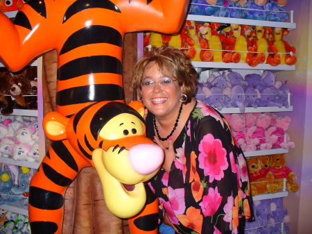 Michelle Parker Photo 17