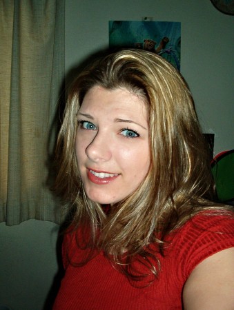 Melanie Barker Photo 31