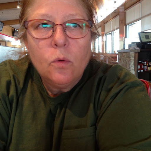 Susie Stevens Photo 16