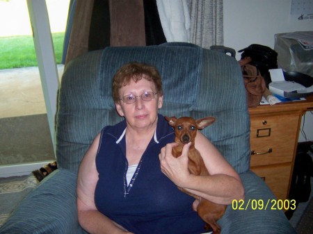 Alice Simpson Photo 26