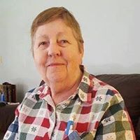 Ellen Robbins Photo 18