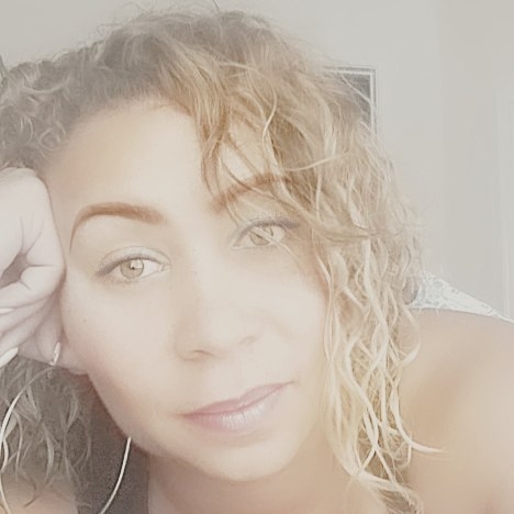 Courtney Block Photo 9