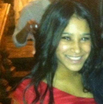 Justine Martinez Photo 9