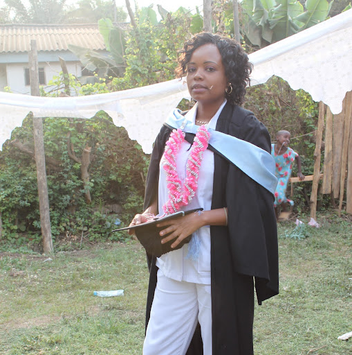 Catherine Wills Photo 18