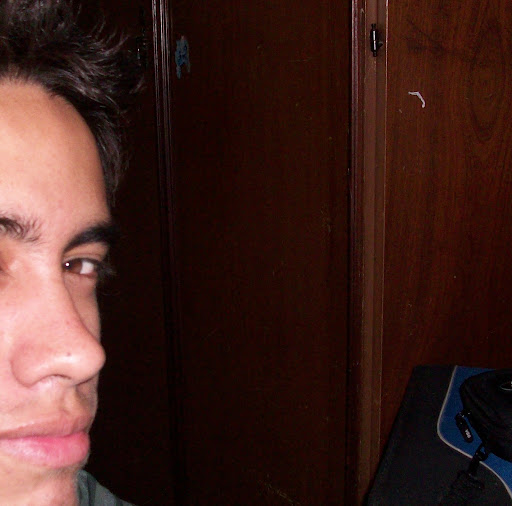 Jose Ulloa Photo 40