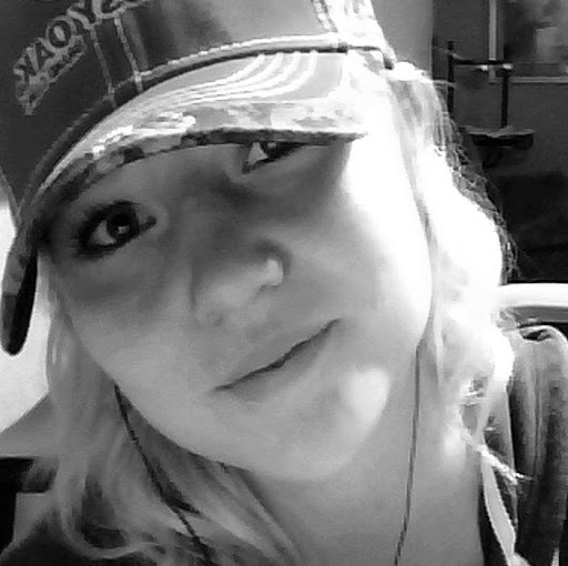 Shelby Robinson Photo 36