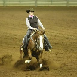 Jennifer Finch Photo 19