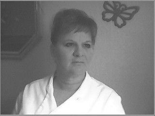 Debbie Oliver Photo 38