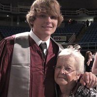 Parker Bell Photo 39