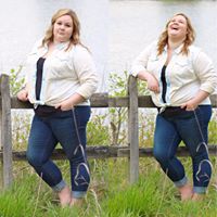 Sarah Grimm Photo 15