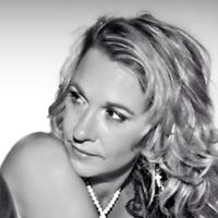 Catherine Barr Photo 16