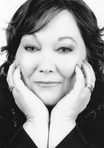 Jo Gray Photo 39