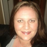 Sara Lindstrom Photo 21