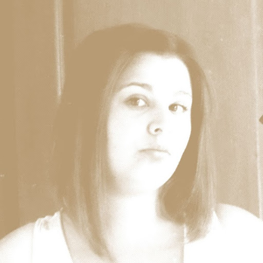 Julie Ferrara Photo 29