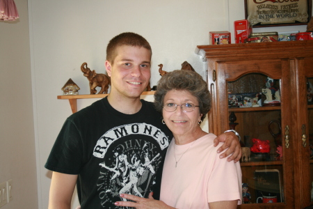 Sandy Little Photo 26