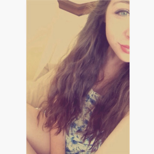 Millie Harvey Photo 14